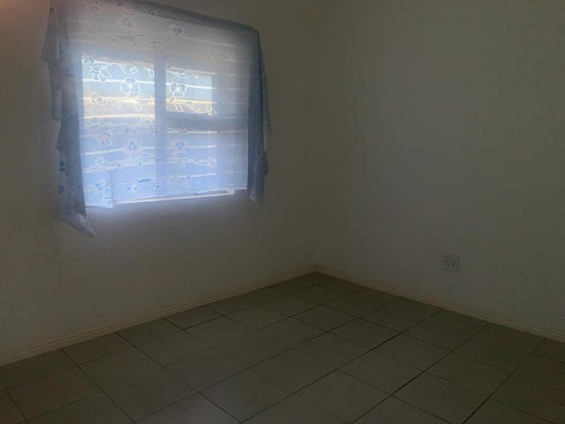 2 Bedroom Property for Sale in Delro Park Western Cape